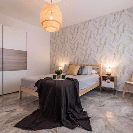 Apartamento Tranquilo En Pleno Centro Con Garaje Huelva Exterior photo