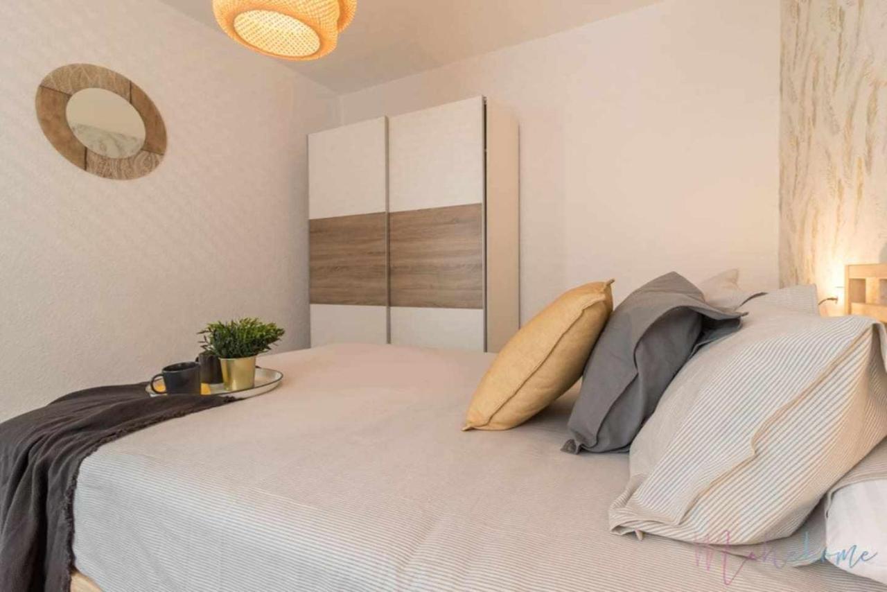 Apartamento Tranquilo En Pleno Centro Con Garaje Huelva Exterior photo